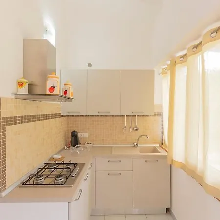 Apartment Il Piano By Helloelba *