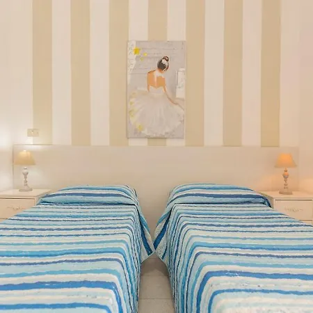 Apartment Il Piano By Helloelba